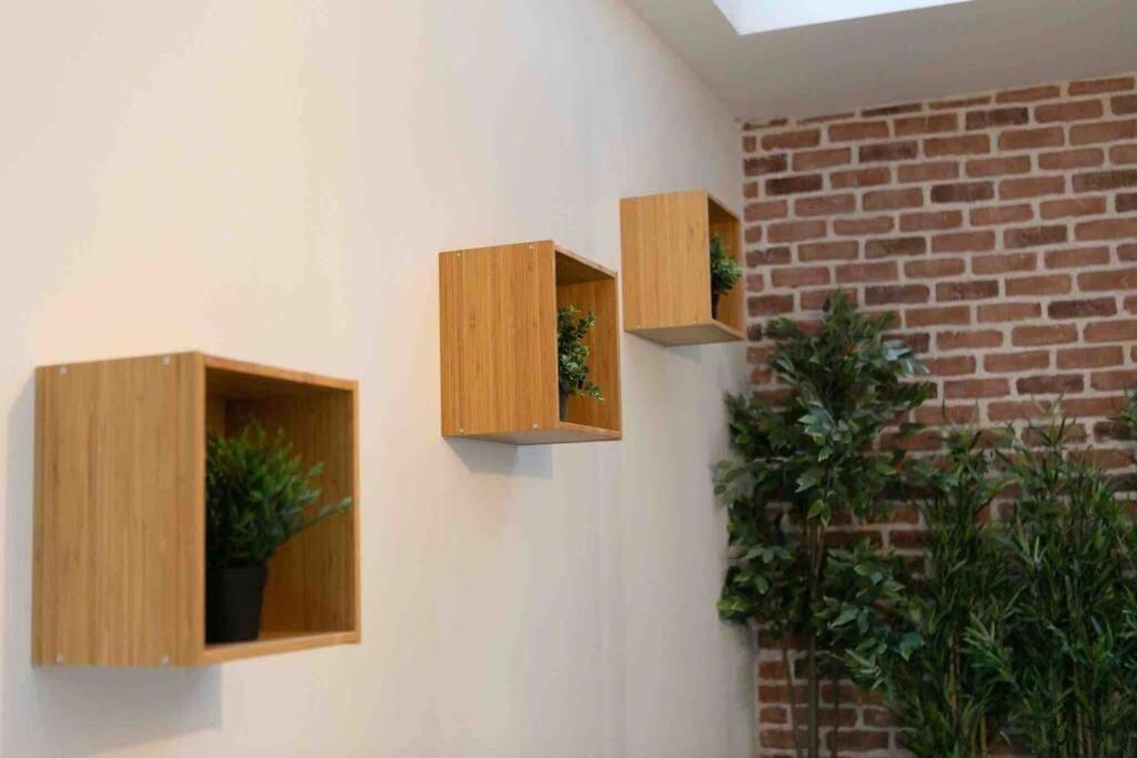 オルレアンLoft De Courcaille - Balneo - Free Parking - Wifiアパートメント エクステリア 写真